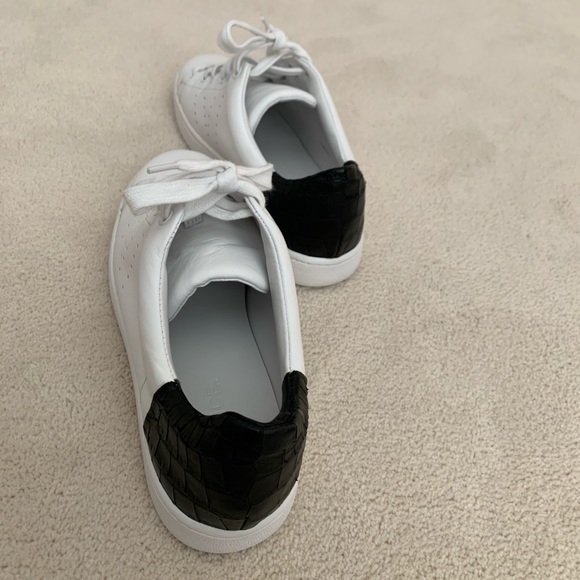 VINCE Varin Sneakers - Picture 5 of 6